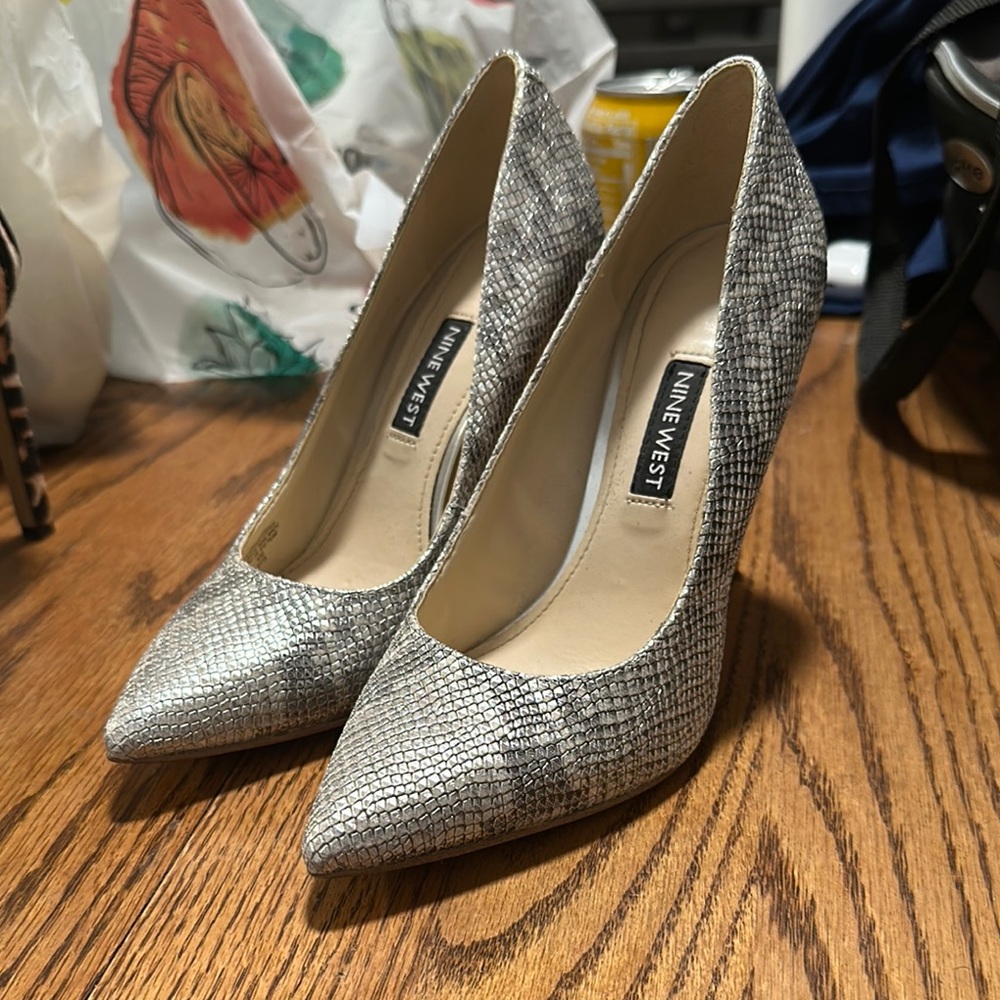 Nine West Silver Stiletto Heels with Snakeskin Texture